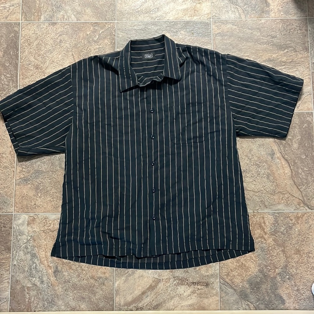 haggar navy with gold stripe oversized button down short sleeve shirt - size xl